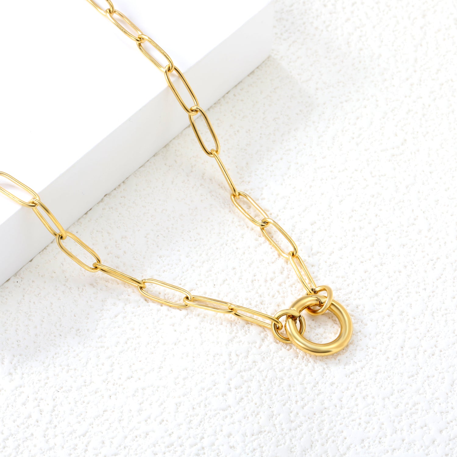 Golden Harmony Wire Necklace