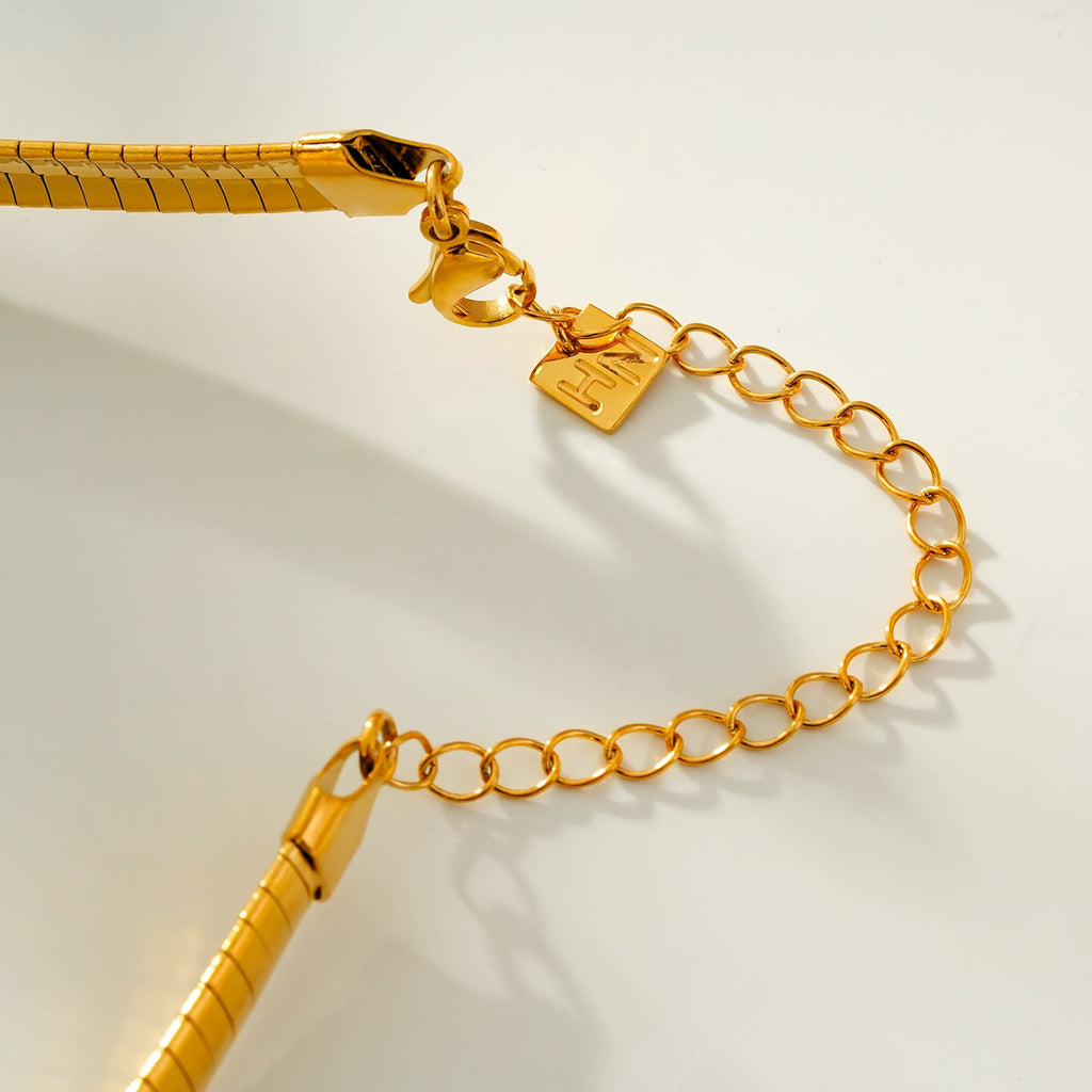 ANJILMA Gold: Minimalist Textured Choker Collar Necklace.