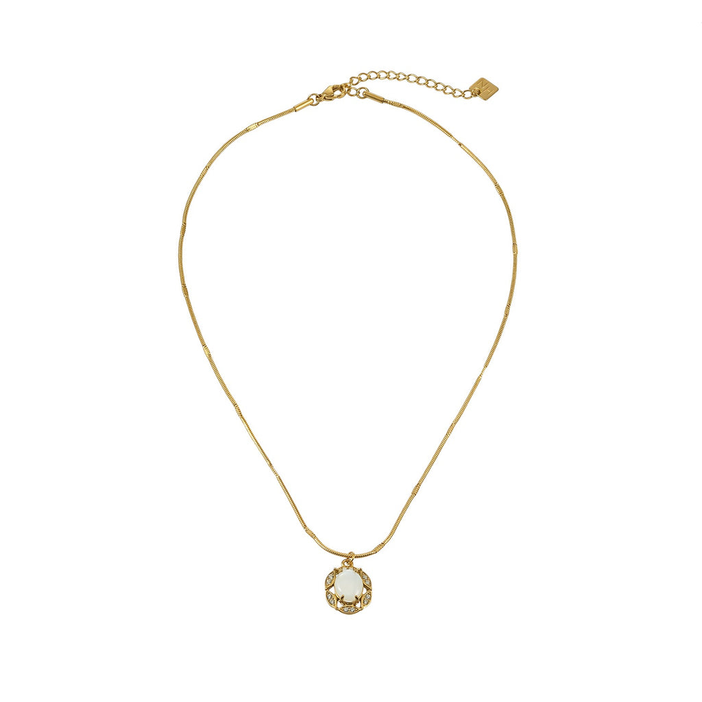 MYTHIC Gold: Heirloom Inspired Freshwater Pearl Halo Pendant Necklace