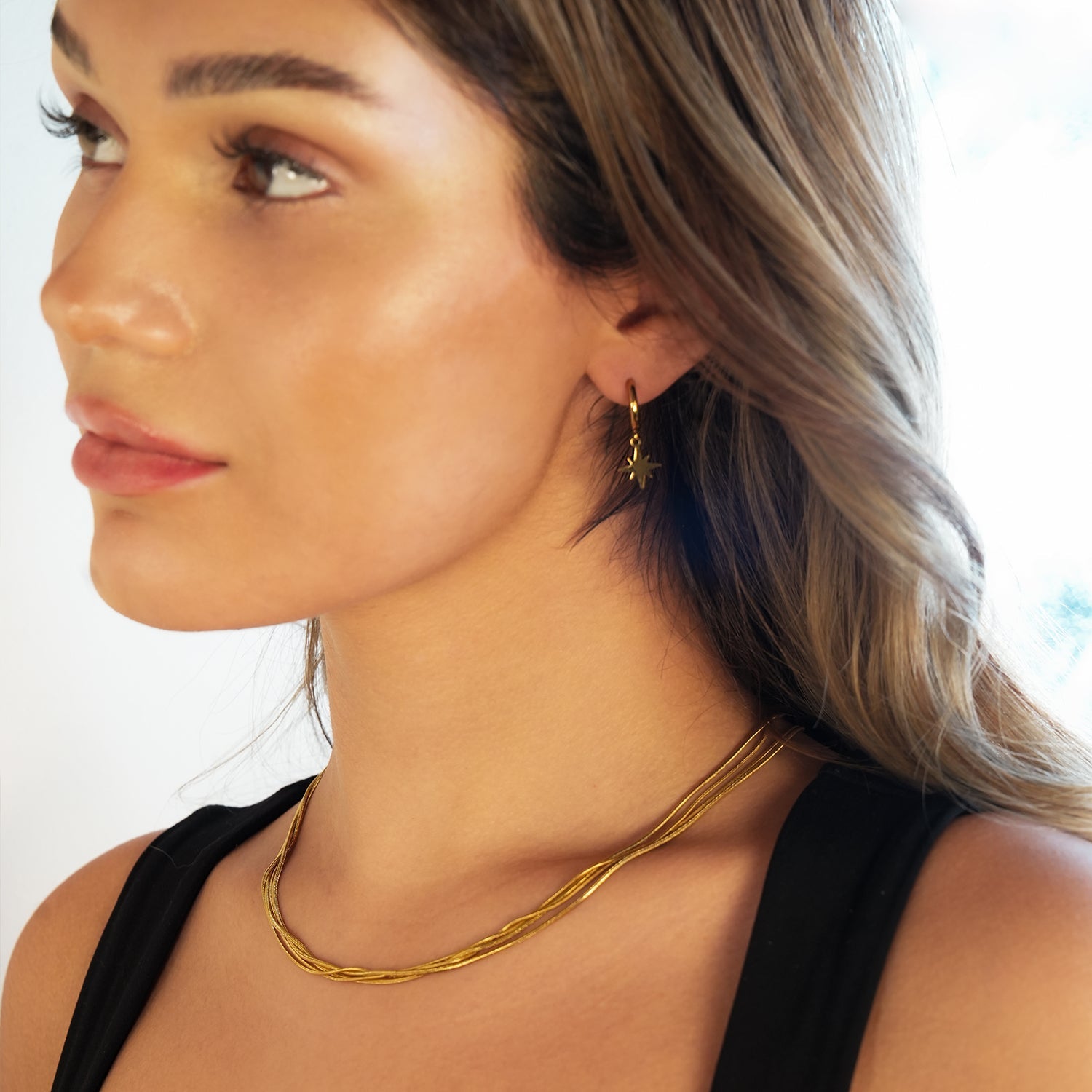 KAYLIN Gold: Mini Hoops with Star Charm Earrings