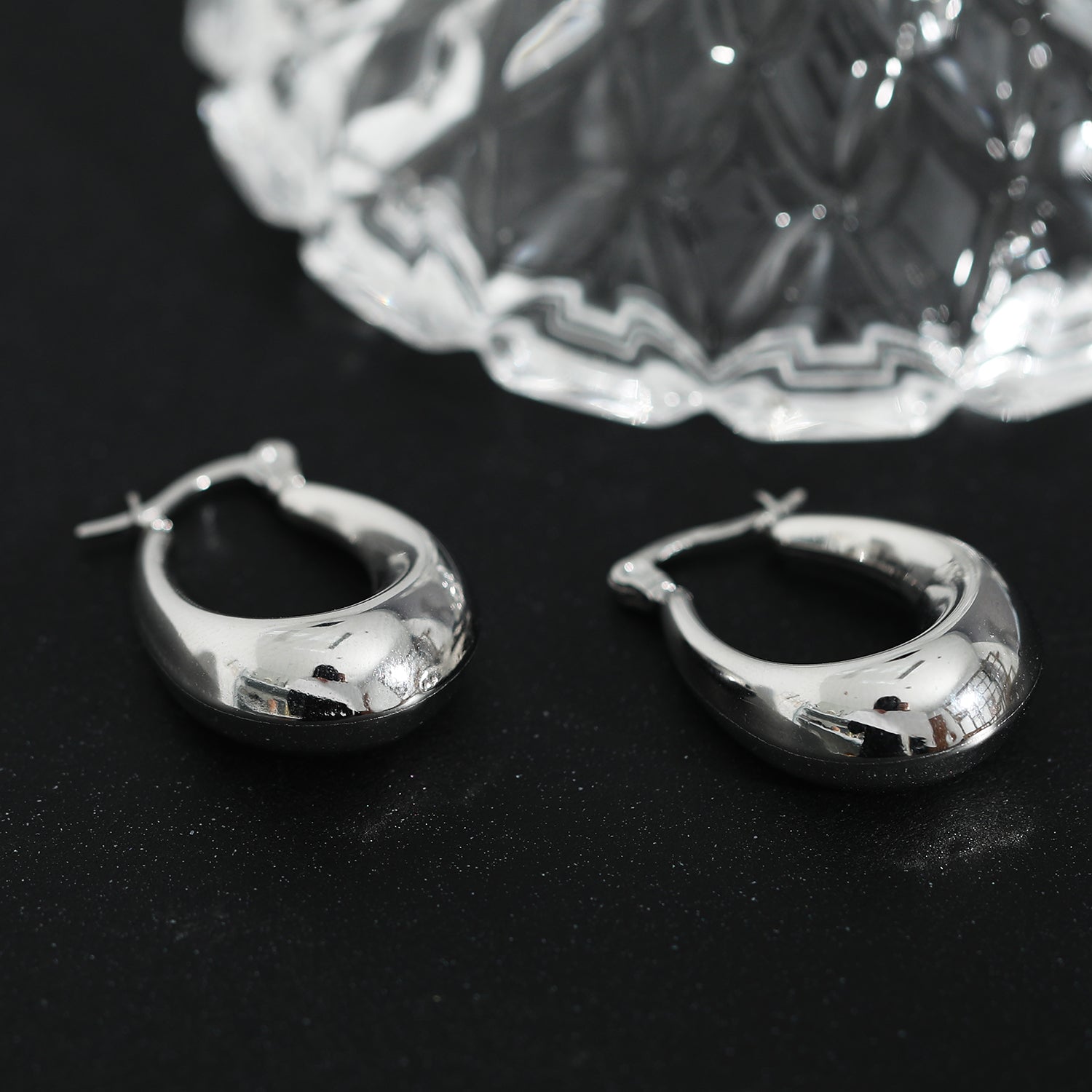 ARINA Chunky Shaped Hoops Silver